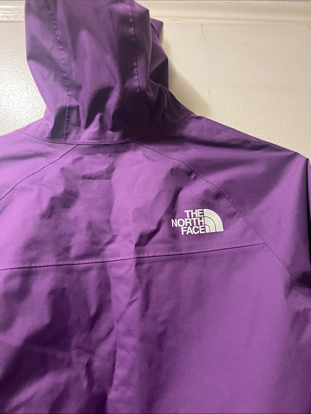 The North Face Purple and Magenta Waterproof Hooded Jacket - Picture 7 of 7